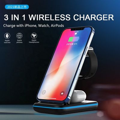 Fourniture d'alimentation rapide 4 en 1 Chargeurs sans fil magnétiques Station de charge Qi Apple