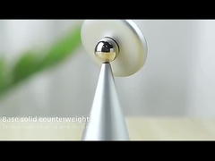 Station de charge sans fil avec le manuel d'utilisation de chargeur de protection de surintensité + de câble + d'USB